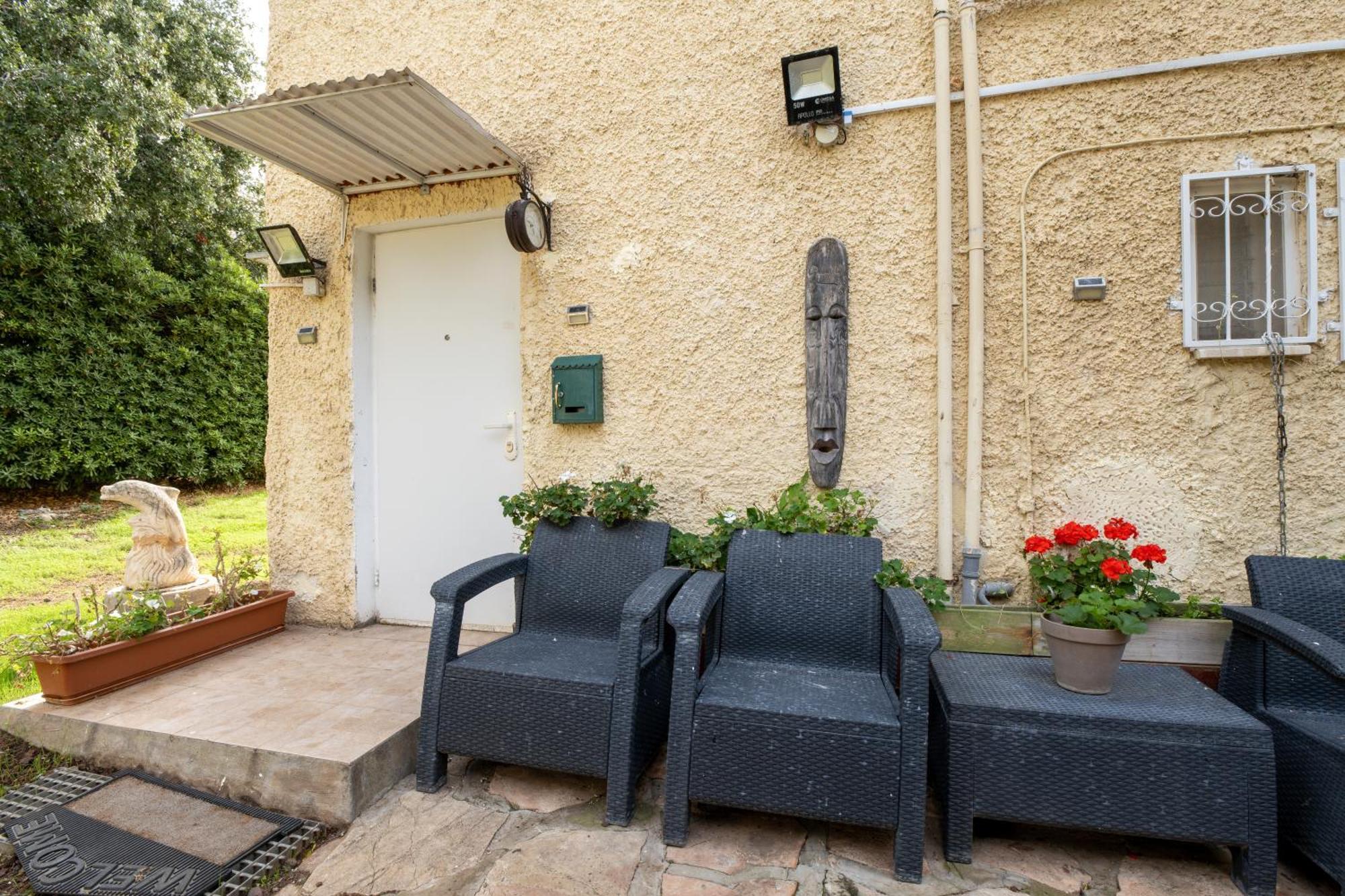 Yagen Boutique Apartments Haifa Rum bild